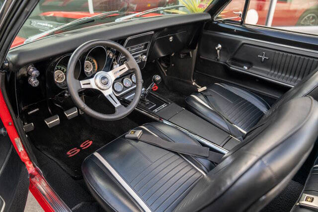 1967 Chevrolet Camaro 16