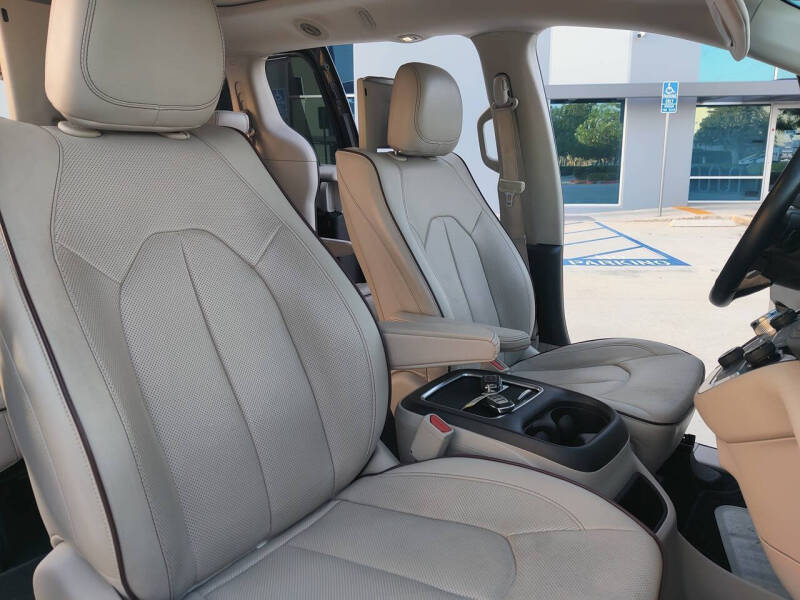 2017 Chrysler Pacifica Limited