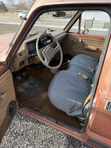 1982 Mazda B2200