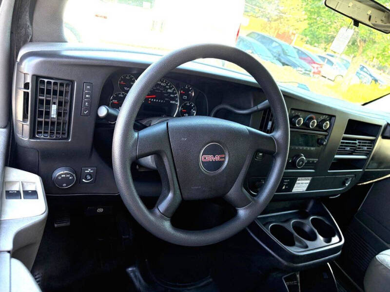 2009 GMC Savana 3500