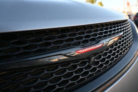 2020 Chrysler Pacifica Hybrid Limited Red S