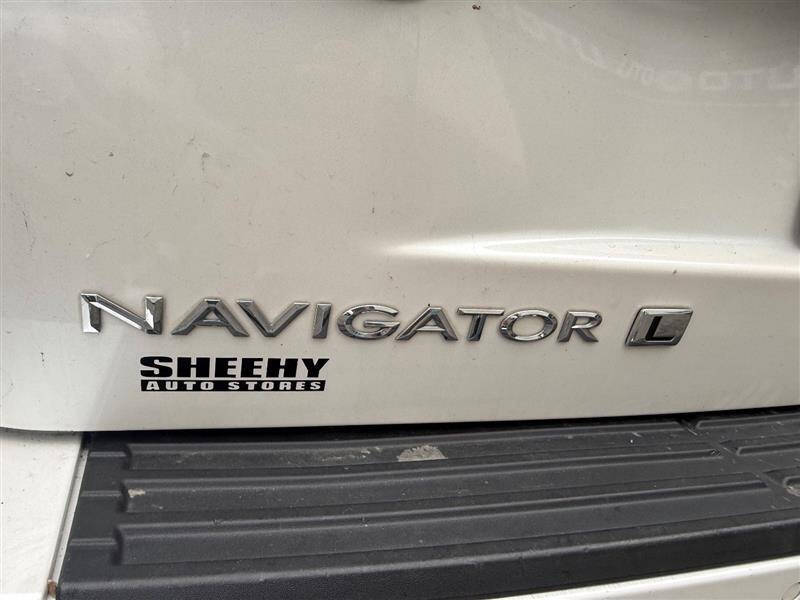 2017 Lincoln Navigator L Select
