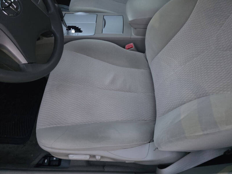 2011 Toyota Camry LE