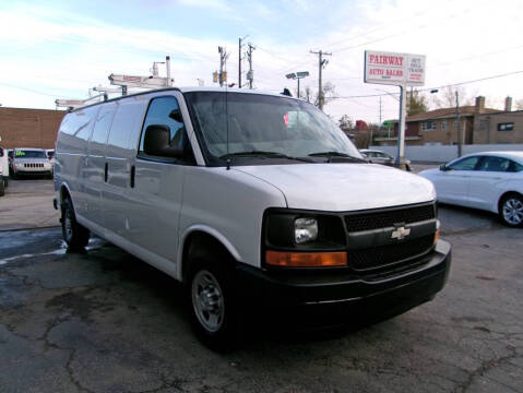 2017 Chevrolet Express 2500