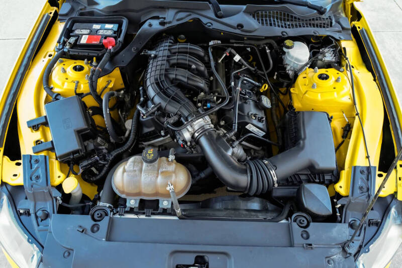 2015 Ford Mustang V6