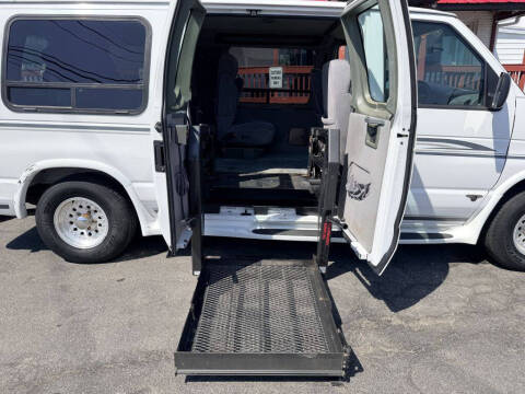 1999 Ford E-Series E-150