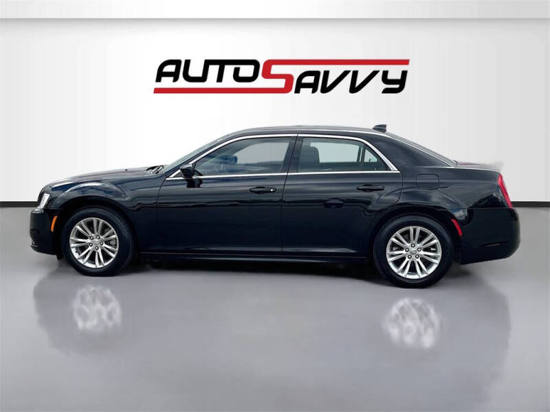2021 Chrysler 300 Touring