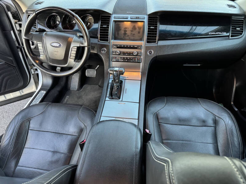 2011 Ford Taurus Limited