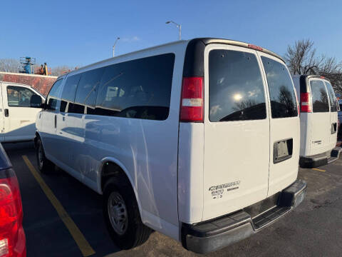 2008 Chevrolet Express LS 2500