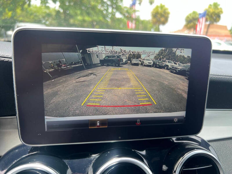 2017 Mercedes-Benz GLC GLC 300