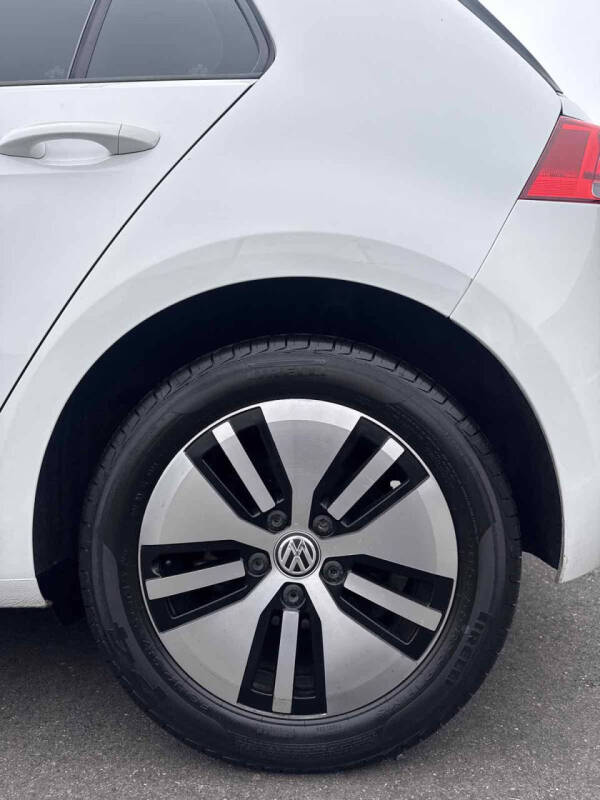 2015 Volkswagen e-Golf SEL Premium