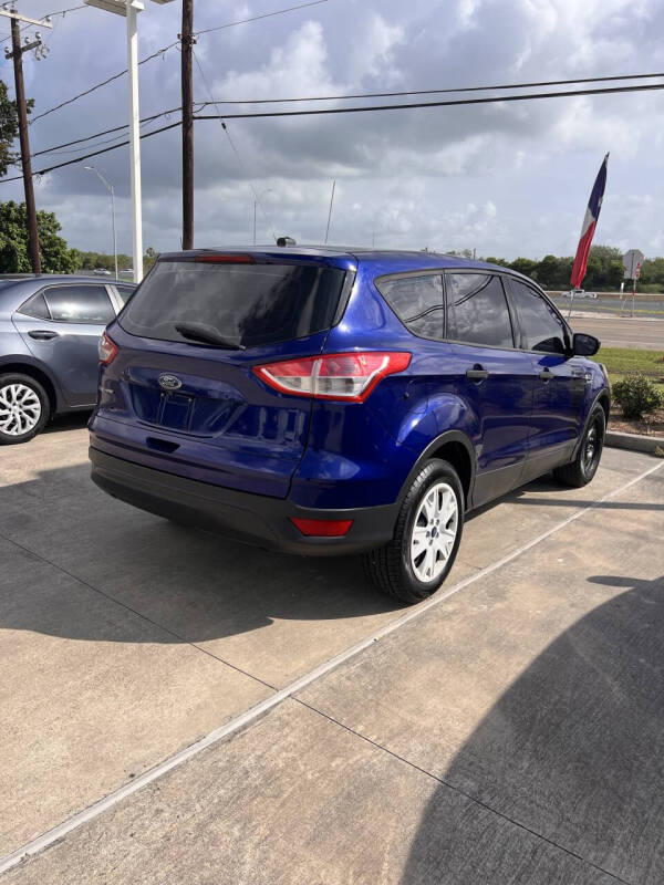 2014 Ford Escape S
