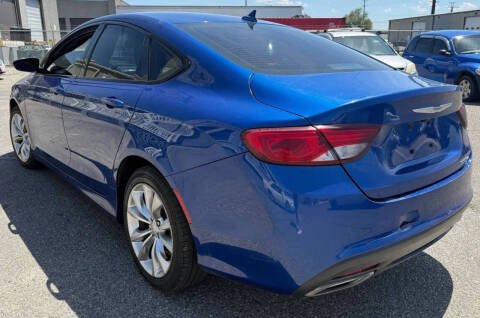 2015 Chrysler 200 S