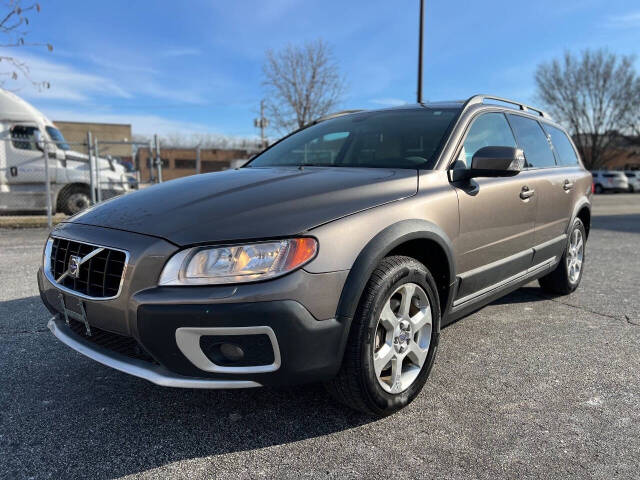 2008 Volvo XC70 for sale at Ideal Cars LLC in Skokie, IL