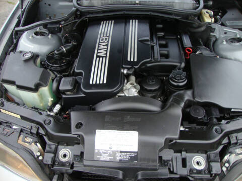 2004 BMW 3 Series 325i