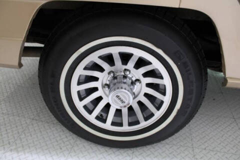 1989 Jeep Grand Wagoneer