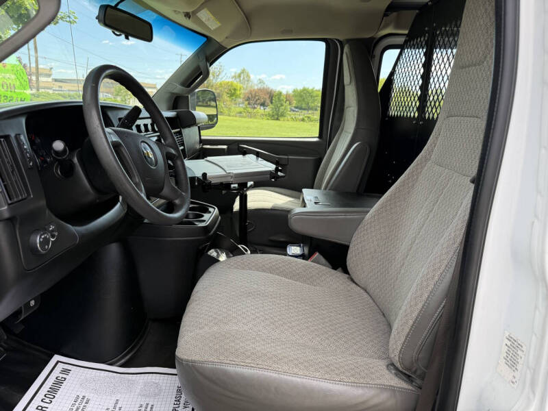 2017 Chevrolet Express 2500