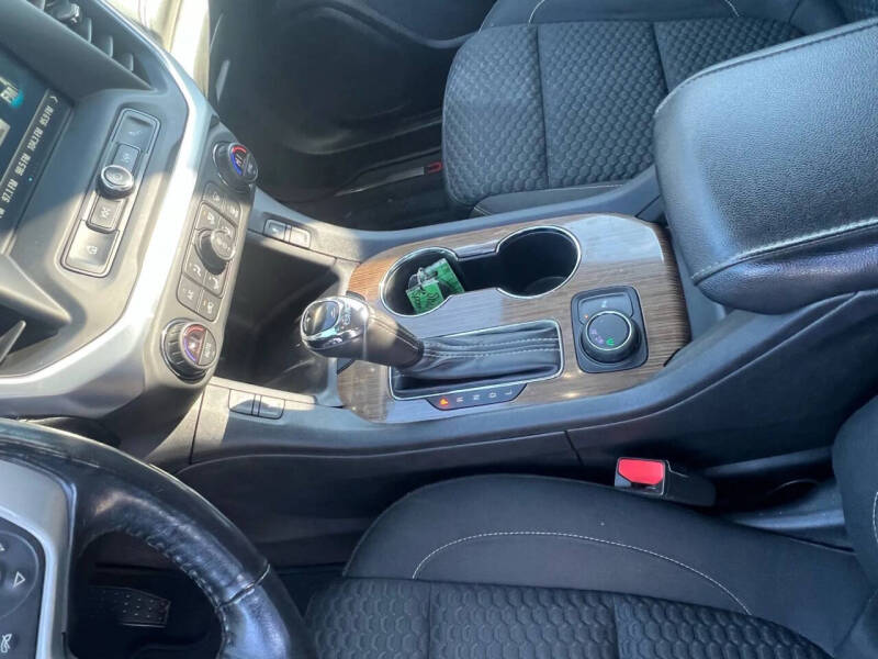 2018 GMC Acadia SLE-2