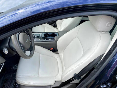 2017 Jaguar XE 20d Premium