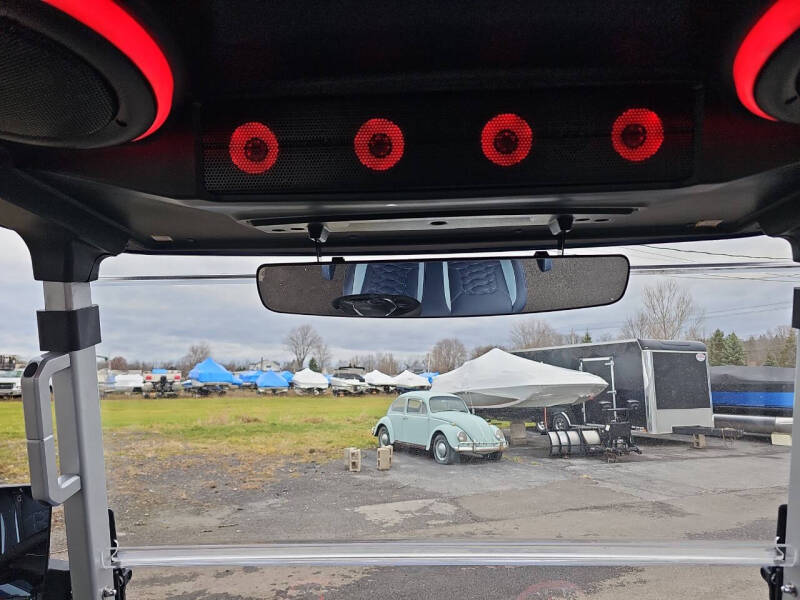 2025 Evolution D-Max 4