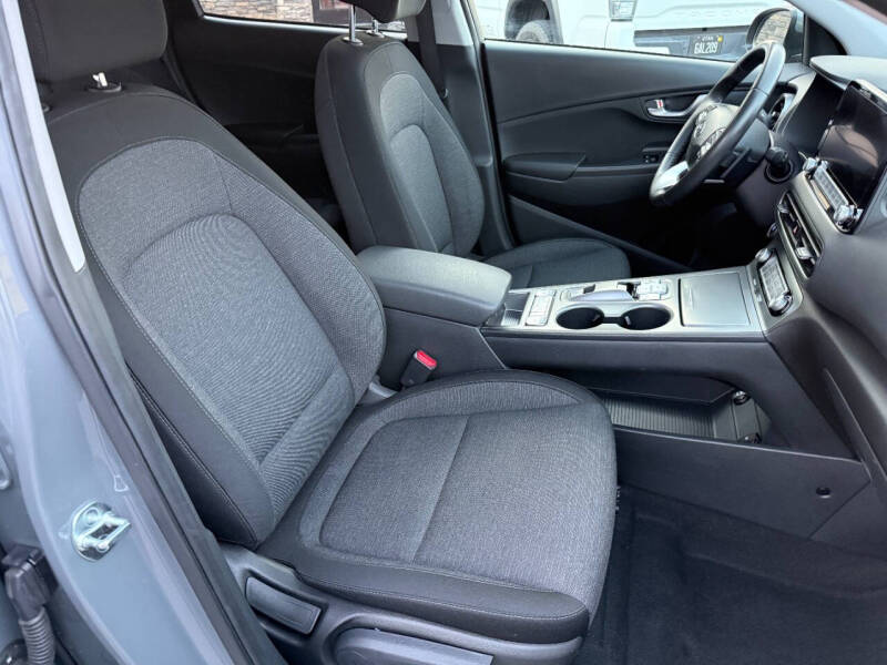 2023 Hyundai Kona Electric SEL