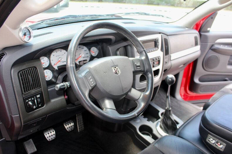 2004 Dodge Ram 1500 SRT-10