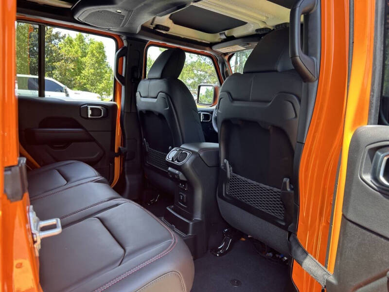 2025 Jeep Wrangler Rubicon X