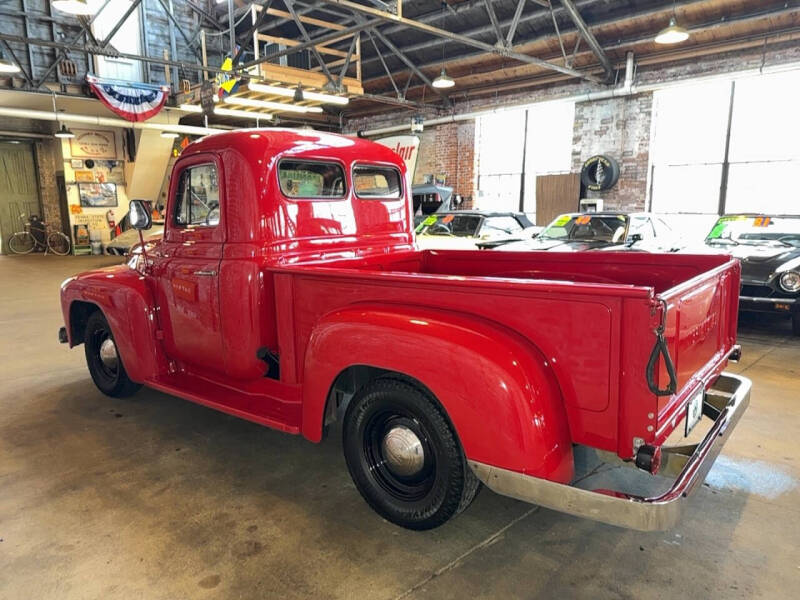 1955 International R-100
