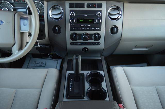 2010 Ford Expedition XLT