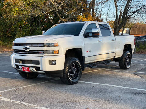 2015 Chevrolet Silverado 3500HD for sale at Hillcrest Motors in Derry NH