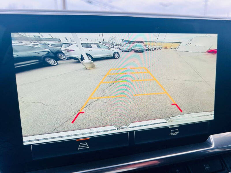 2023 GMC Sierra 1500 Elevation Standard