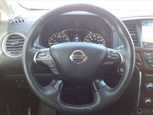 2017 NISSAN Pathfinder SUV / Crossover - $13,999