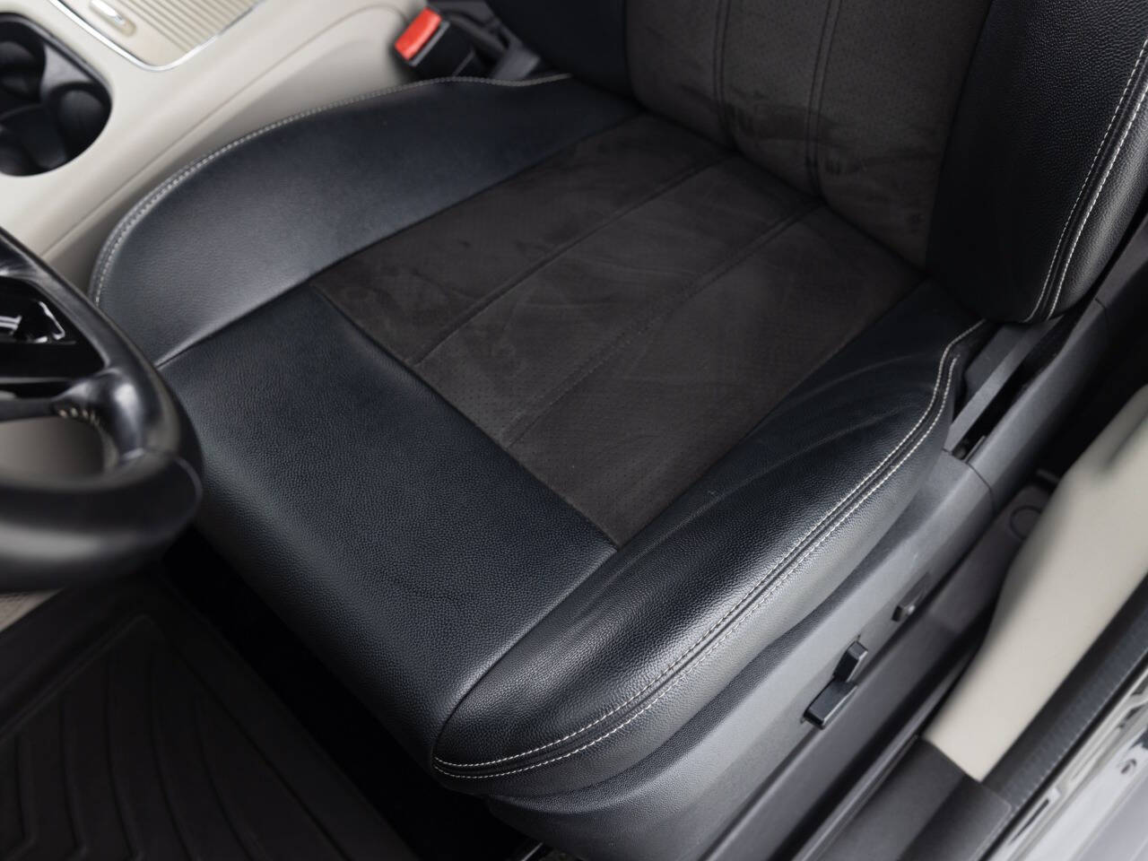Used Car 2020 Dodge Grand Caravan  Sxt 4dr Mini Van For Sale Under $12,000 In Coal City, Illinois