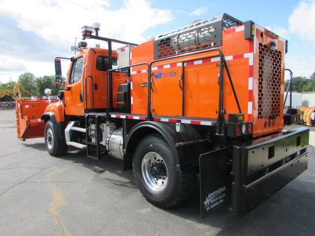2018 Freightliner 114 SD