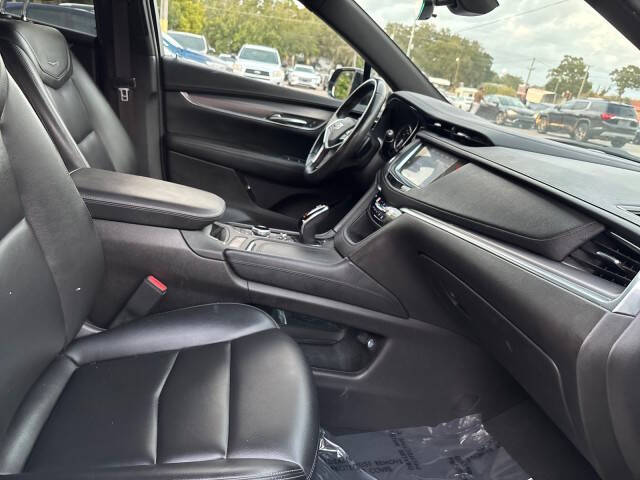 2022 Cadillac XT5 Luxury