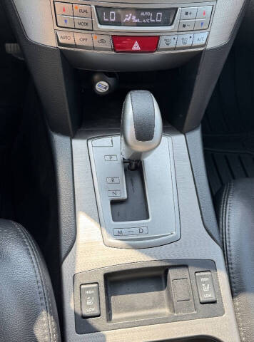 2011 Subaru Outback 2.5i Limited