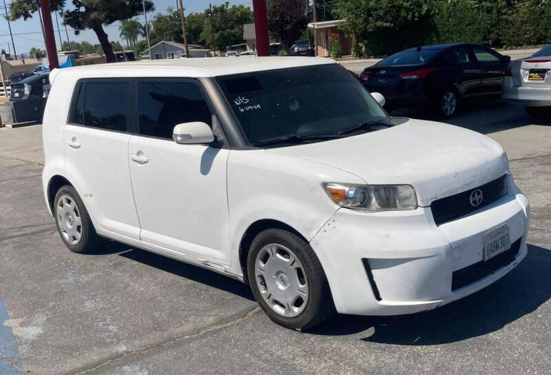 2008 Scion xB Base photo 3