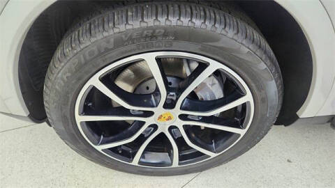 2022 Porsche Cayenne