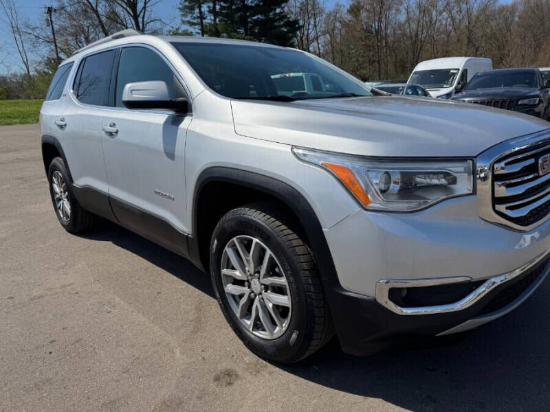 2017 GMC Acadia SLE-2