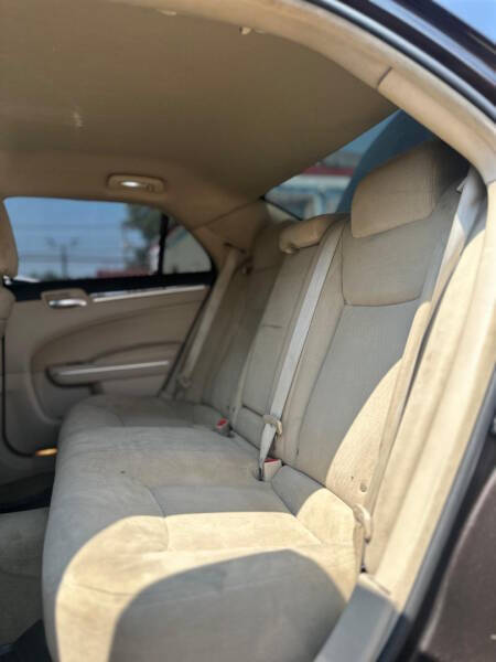 2012 Chrysler 300