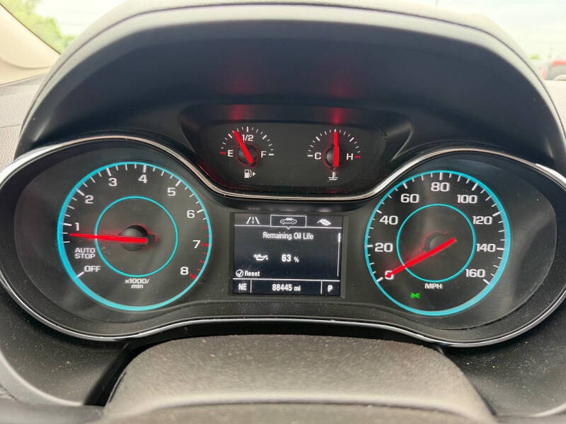 2017 Chevrolet Cruze LT Auto