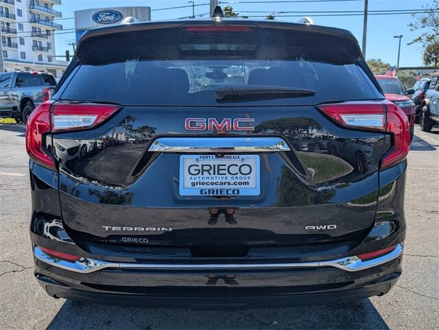 2022 GMC Terrain Denali