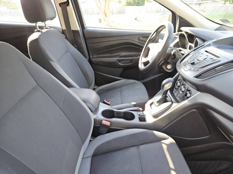2014 Ford Escape S