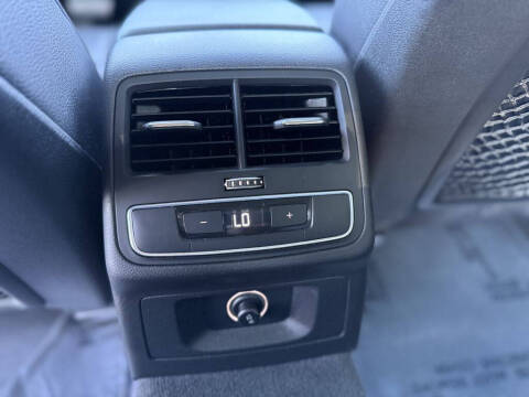 2017 Audi A4 2.0T quattro Premium