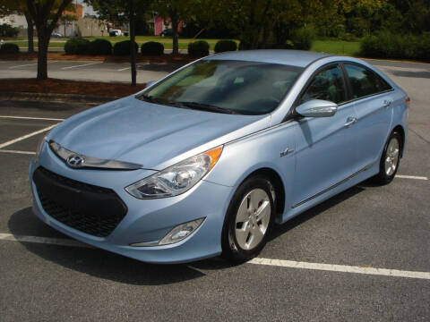 2012 Hyundai Sonata Hybrid for sale at Uniworld Auto Sales LLC. in Greensboro NC