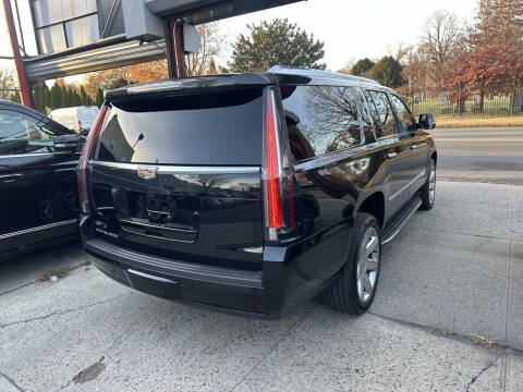 2020 Cadillac Escalade ESV Luxury