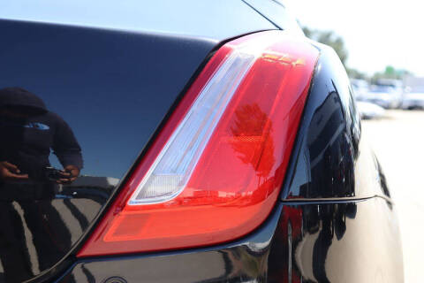 2016 Jaguar XJL Portfolio