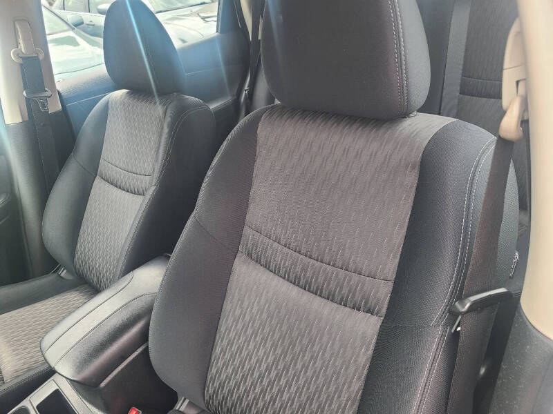 2017 Nissan Rogue S