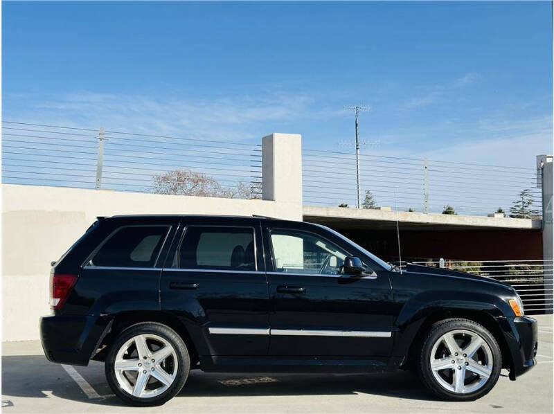 2007 Jeep Grand Cherokee SRT-8 photo 12