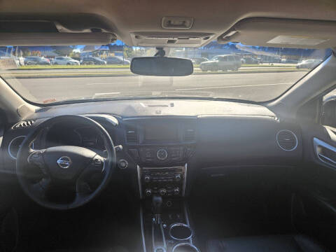 2014 Nissan Pathfinder SL